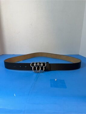 Kohl's Black Leather Belt with Silver Interlocking Ring Buckle